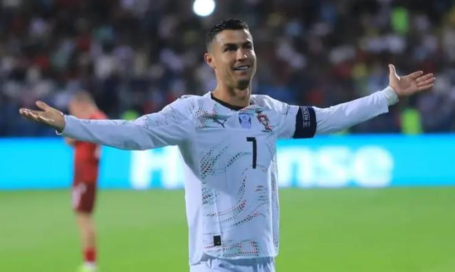 TA：美国队在讨论明年3月与葡萄牙队、比利时队踢友谊赛